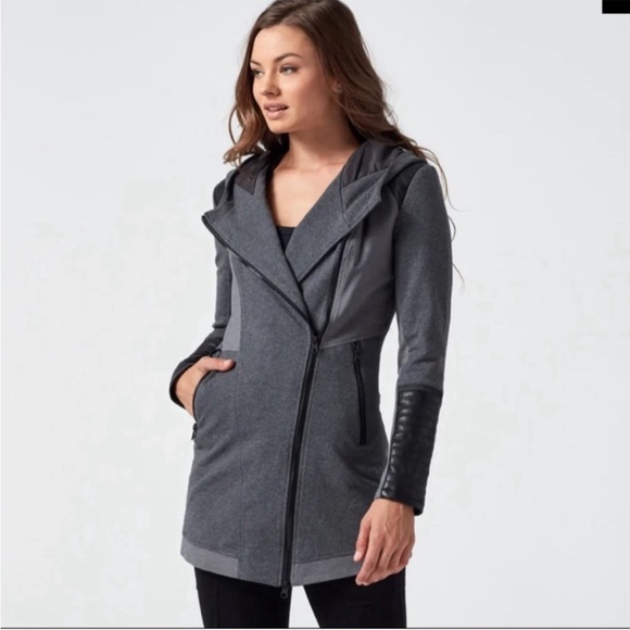 Blanc Noir Women's Update Traveler Jacket Charcoal Black Size Small - Picture 1 of 10